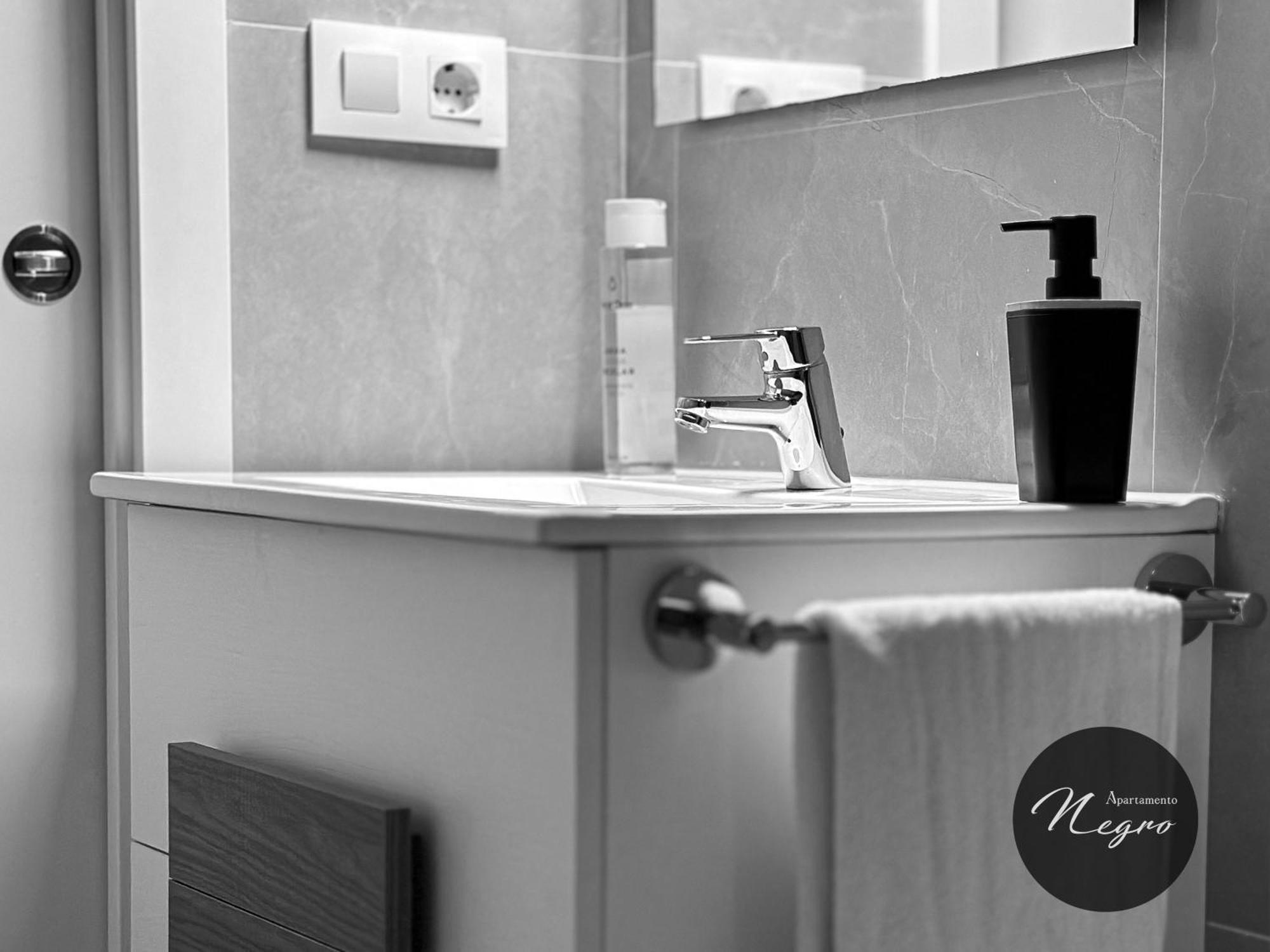 Apartamentos Blanco & Negro Tarifa Exterior photo